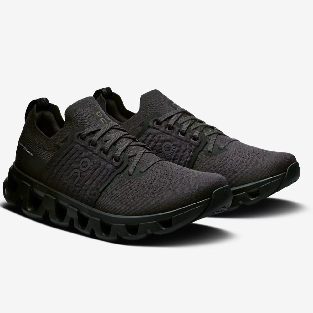 On Cloudswift 4 on cloud running sneaker triple black mens shoes 3MF10130106